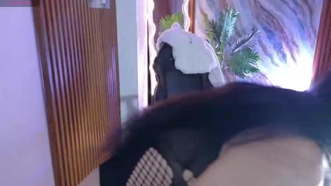 corall_tay1 online show from May 25, 11:49 am