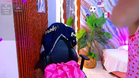 corall_tay1 online show from July 18, 11:47 am