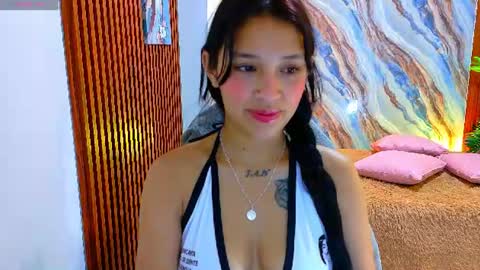 corall_tay1 online show from July 22, 11:57 am