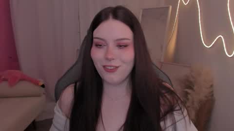 Snapshot of coramiel chatting on February 4, 6:19 am little girl who is always right or just Cora online show from February 4, 6:19 am