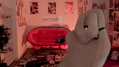 Snapshot of coramiel chatting on February 6, 6:29 am little girl who is always right or just Cora online show from February 6, 6:29 am