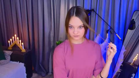 Snapshot of corazonmalinky chatting on November 26, 3:35 pm Lia online show from November 26, 3:35 pm