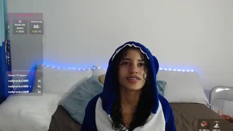 Snapshot of corey_bless chatting on November 9, 12:03 pm Corey Bless online show from November 9, 12:03 pm