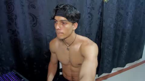 corey_vale online show from August 3, 4:11 am