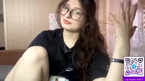 Elisheva online show from March 20, 1:16 pm