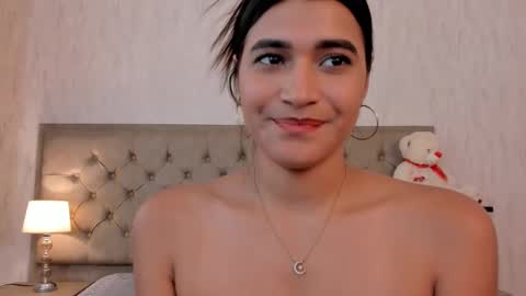 corinabrown_ online show from February 2, 6:20 pm