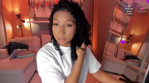 Snapshot of corinnah chatting on October 18, 12:17 pm Cori online show from October 18, 12:17 pm