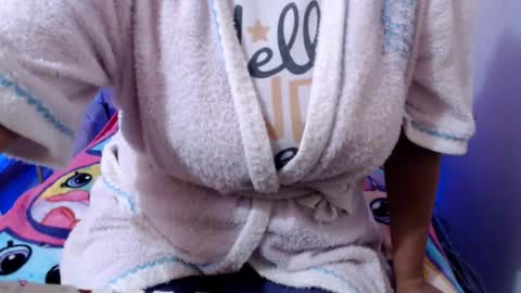 Snapshot of corinnahothotxxx chatting on September 22, 9:55 am corinnahothotxxx online show from September 22, 9:55 am