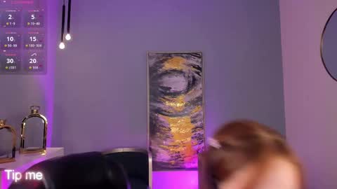 Snapshot of corinnerusso chatting on October 7, 3:58 am Corinne Russo online show from October 7, 3:58 am