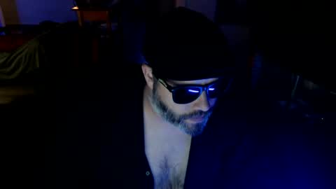 cornelious_ruckous online show from September 26, 3:21 am