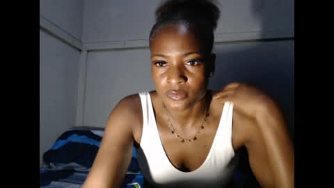 Snapshot of cornxslut chatting on April 20, 2:03 am cornxslut online show from April 20, 2:03 am