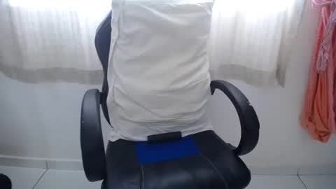 corolaxxl online show from October 1, 5:41 pm