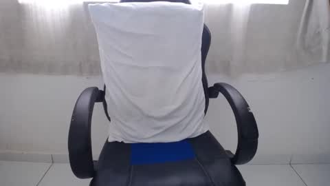 corolaxxl online show from October 14, 2:51 pm