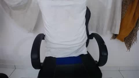 corolaxxl online show from October 21, 1:28 am