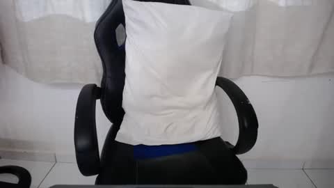 corolaxxl online show from November 6, 10:43 pm