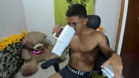 Ethan  online show from December 7, 12:19 am