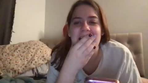 cosmicbabe_420 online show from September 16, 7:09 am