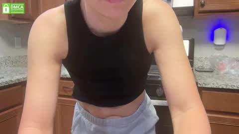 BrittanyRose online show from September 28, 1:05 pm