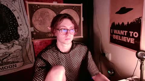 Snapshot of cosmonudes chatting on January 19, 9:45 pm Barry online show from January 19, 9:45 pm