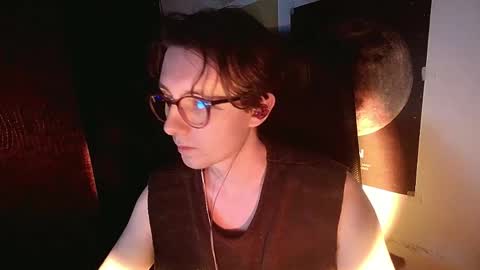 Snapshot of cosmonudes chatting on May 10, 6:35 pm Barry online show from May 10, 6:35 pm