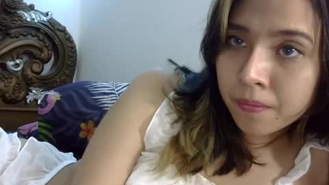 Liz Gwyneth Charlota online show from February 17, 7:31 pm