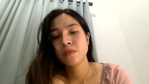 Liz Gwyneth Charlota online show from July 27, 5:20 pm