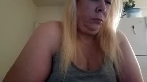 Snapshot of countryb57444 chatting on December 6, 8:40 pm countryb57444 online show from December 6, 8:40 pm