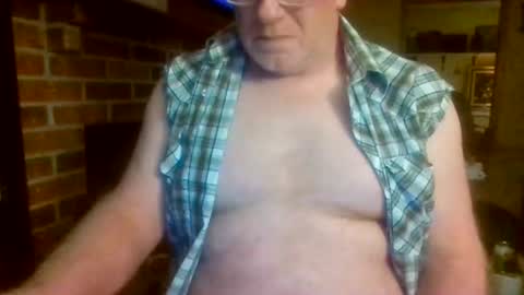 countryredd online show from February 12, 8:15 pm