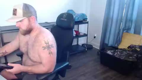 countrystrong35 online show from January 8, 6:43 pm