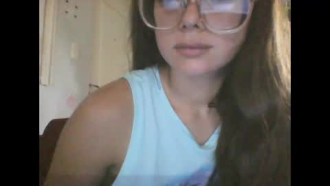 Thania Sativa online show from February 23, 5:45 am