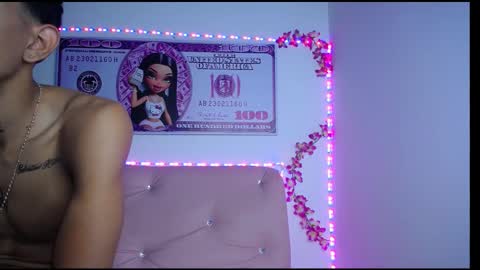 Snapshot of couple_no_limits22 chatting on September 13, 3:39 am couple_no_limits22 online show from September 13, 3:39 am