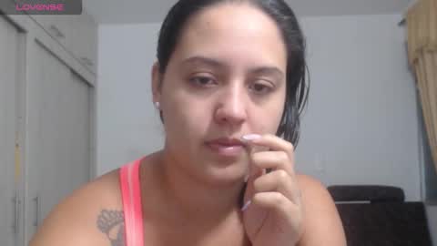  ALEJANDRO Y EMILY  online show from November 30, 12:14 am