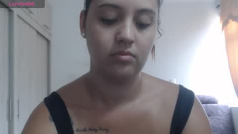  ALEJANDRO Y EMILY  online show from December 5, 6:37 pm