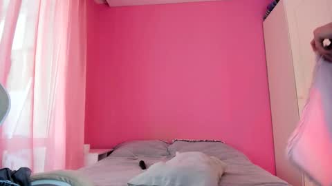 Snapshot of couple_tatts chatting on February 18, 5:47 am TIm and Kate online show from February 18, 5:47 am