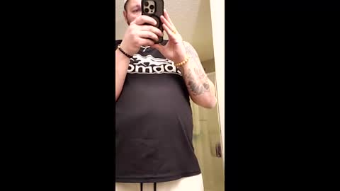 Snapshot of coupleoffantastics chatting on January 8, 9:11 am coupleoffantastics online show from January 8, 9:11 am