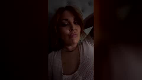 Snapshot of coupleoffantastics chatting on January 18, 12:42 pm coupleoffantastics online show from January 18, 12:42 pm