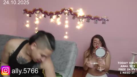 Snapshot of coupleperv666 chatting on October 24, 10:17 pm COUPLE PERV online show from October 24, 10:17 pm