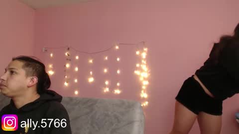 Snapshot of coupleperv666 chatting on November 16, 8:03 pm COUPLE PERV online show from November 16, 8:03 pm