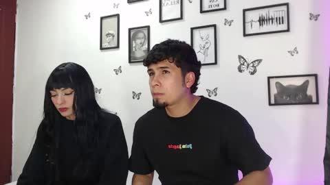 Snapshot of coupsextop chatting on January 5, 10:10 am Juli and Liam online show from January 5, 10:10 am