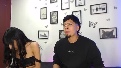 Snapshot of coupsextop chatting on January 11, 7:49 am Juli and Liam online show from January 11, 7:49 am