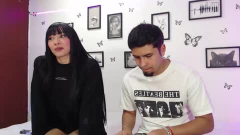 Snapshot of coupsextop chatting on February 23, 4:50 am Juli and Liam online show from February 23, 4:50 am