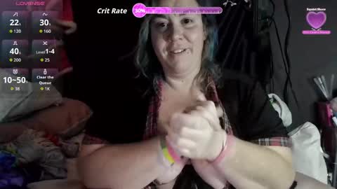 courdles online show from February 5, 7:46 am