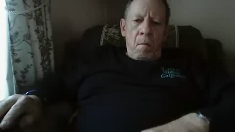 courieral1 online show from November 9, 7:50 am