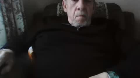 courieral1 online show from December 17, 9:26 am