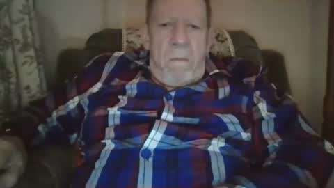 courieral1 online show from December 19, 6:09 am