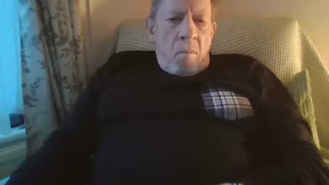 courieral1 online show from February 12, 7:36 am