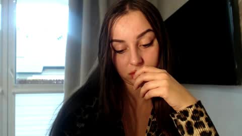 Courtney online show from October 16, 2:29 pm