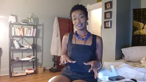 Snapshot of courtneyfmty chatting on October 11, 7:45 pm Courtney online show from October 11, 7:45 pm