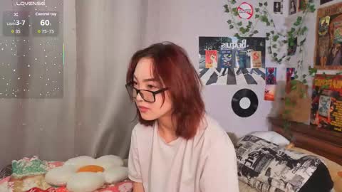 Snapshot of coventinahazleton chatting on November 25, 8:31 pm Yuna online show from November 25, 8:31 pm