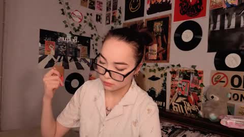 Snapshot of coventinahazleton chatting on November 30, 8:57 pm Yuna online show from November 30, 8:57 pm